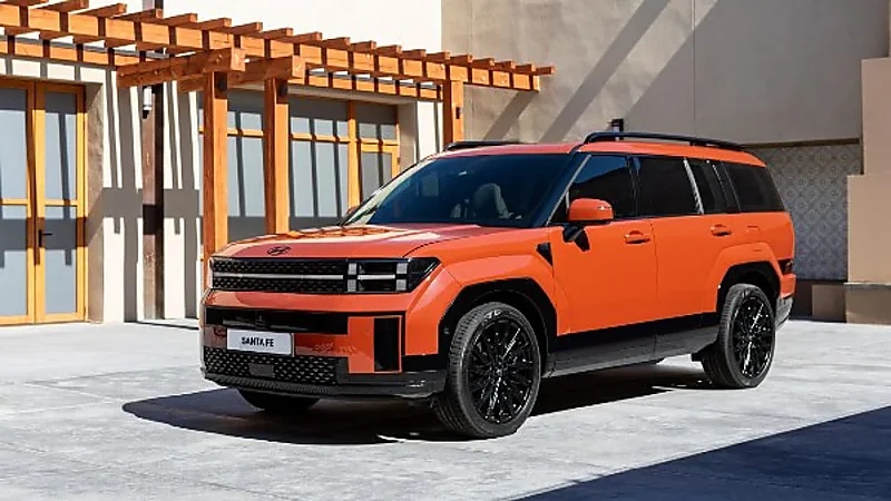 هيونداي سنتافي 2025 تصل المملكة بتصميم جريء ومواصفات فاخرة .. صور