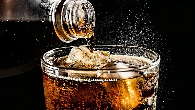 شاب أردني ينجو من الموت بعد تناول مشروب طاقة لأول مرة