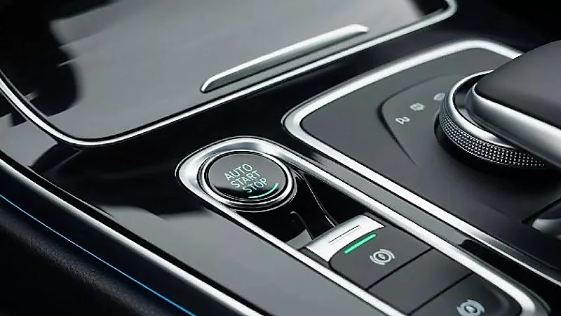 انتقادات تهدد مستقبل تقنية التشغيل التلقائي للمحرك