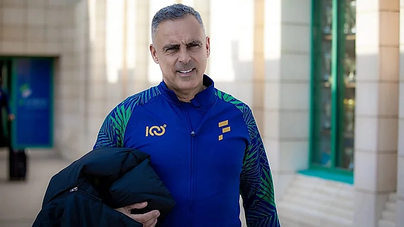 غوميز يطالب بتعزيز الفتح استعدادًا للموسم الجديد