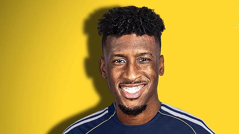 كومان في قائمة النصر لمواجهة الاتحاد بالسوبر