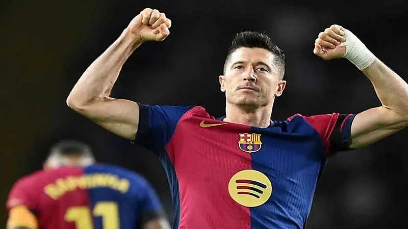 ليفاندوفسكي يشن هجومًا على الكرة الذهبية