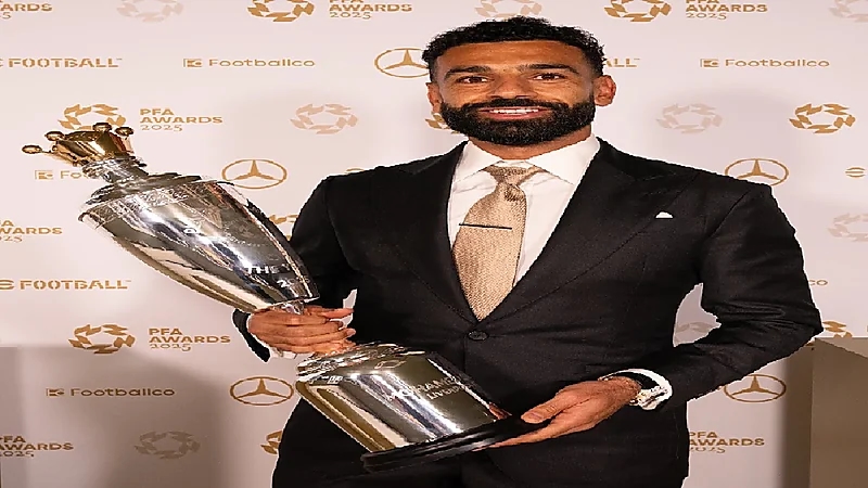 محمد صلاح يتوج بجائزة أفضل لاعب في البريميرليج