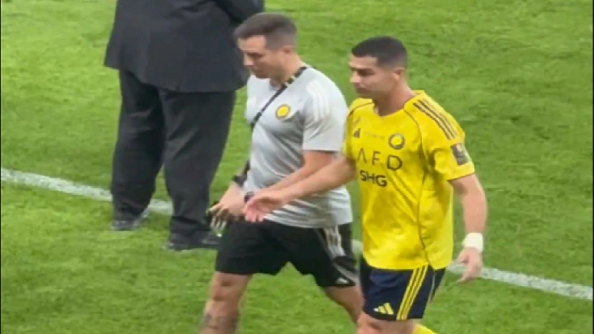 حسرة رونالدو بعد هزيمة الاتحاد.. فيديو