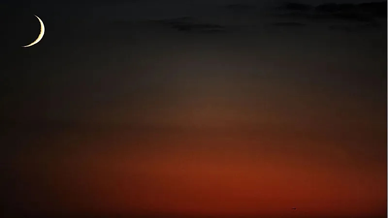 الحصيني يكشف عن موعد أول أيام عيد الفطر