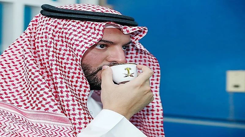 خلف ملفي: فهد بن نافل ينافس كل رؤساء الهلال السابقين