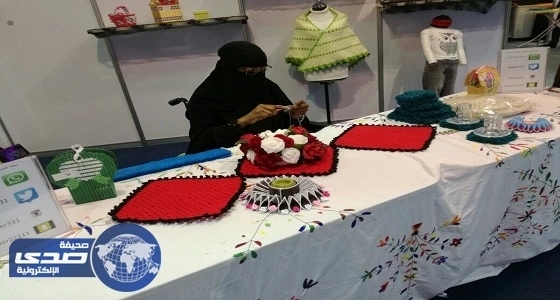 نورة إرادة تتحدى الإعاقة وتبتكر بفعاليات " أبها عاصمة السياحة "