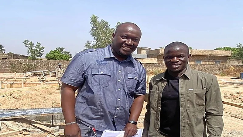 كانتي يتبرع لمركز طبي حديث للأطفال والأسر الفقيرة في مالي