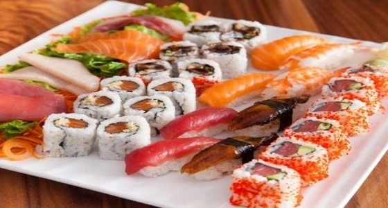 العثور على دودة شريطية طولها متر ونصف داخل جسم رجل