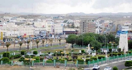 شبان يعتدون على عامل ويطعنون ابنه بخميس مشيط