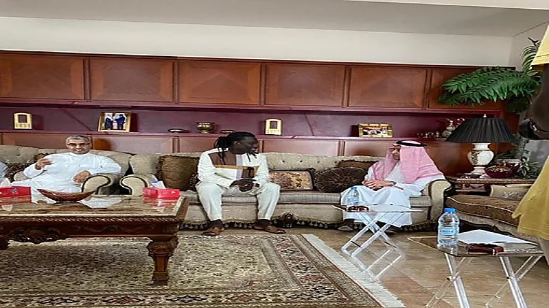 " غوميز " يزور سفارة المملكة في السنغال