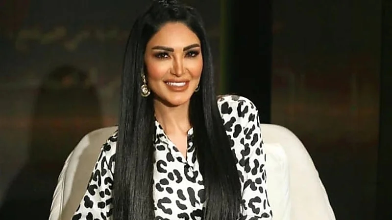 سالي عبد السلام تتعرض للتحرش أمام محطة وقود 