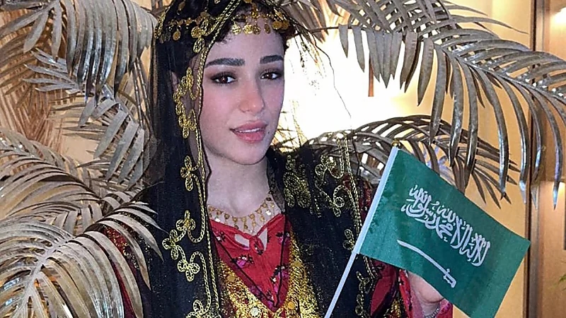 هتان السيف تحتفل بيوم التأسيس .. صور