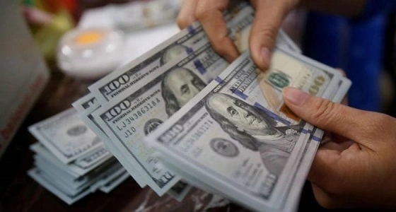 استقرار الدولار وسط تصاعد التوترات التجارية