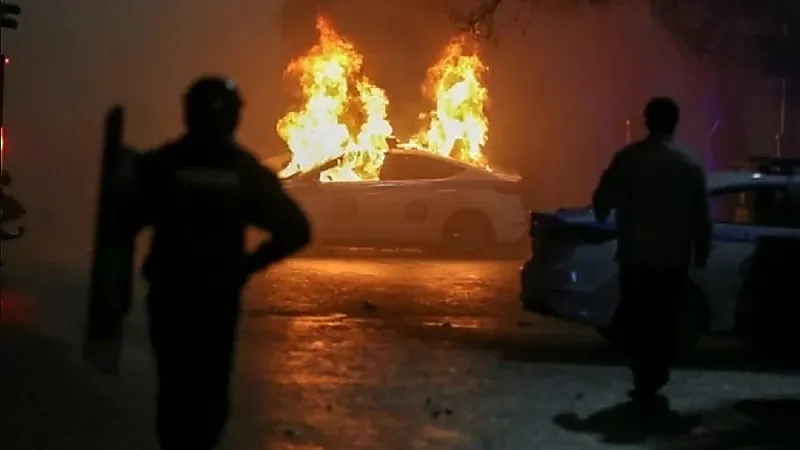 كازاخستان.. الاحتجاجات على أسعار الوقود توقف الخدمات والسفر