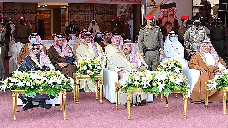 أمير حائل يعلن انطلاق رالي حائل تويوتا الدولي 2021 "صور"