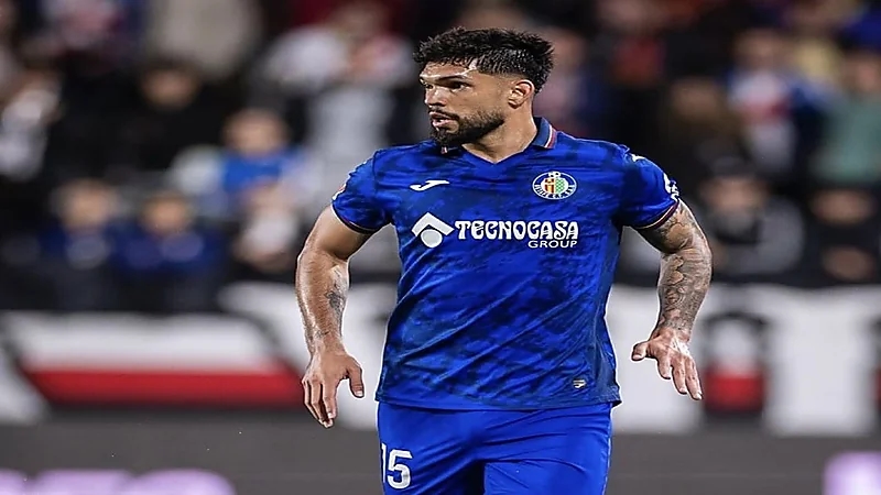 سندرلاند يتوصل إلى اتفاق شفهي للتعاقد مع عمر ألديريتي