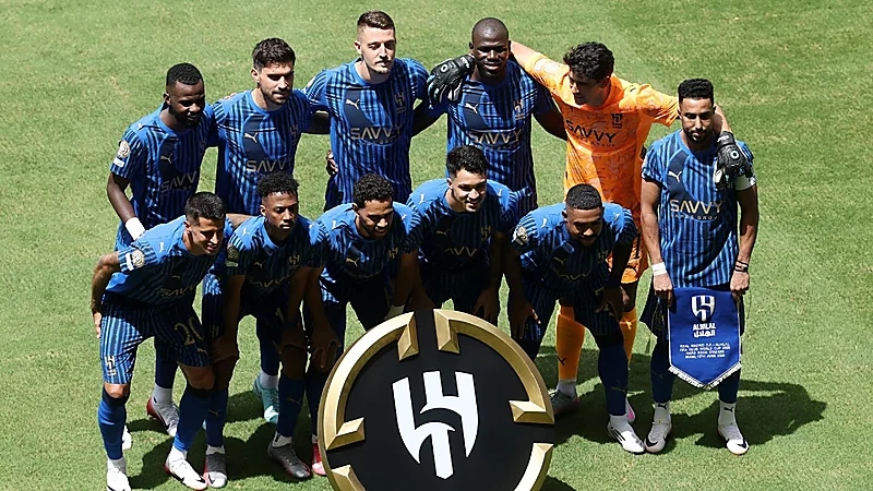 الانضباط تغرّم الهلال وتحرمه من السوبر السعودي