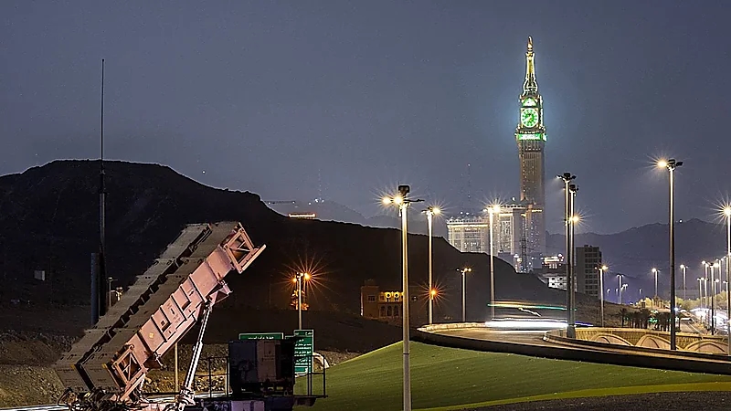 منظومة الباتريوت تحمي سماء الحرم وتؤكد أن أمن ضيوف الرحمن خط أحمر.. صور