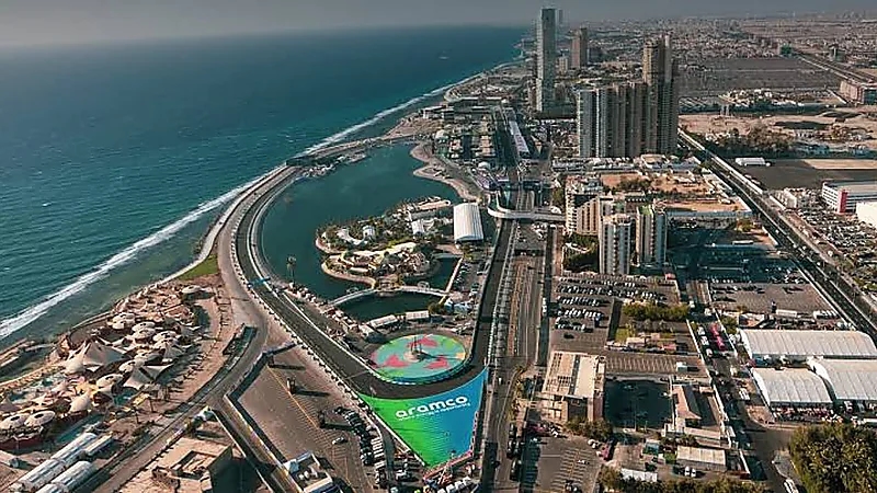 جامعة الملك عبدالعزيز تمدد إجازة نهاية الأسبوع بالتزامن مع فورمولا 1 في جدة