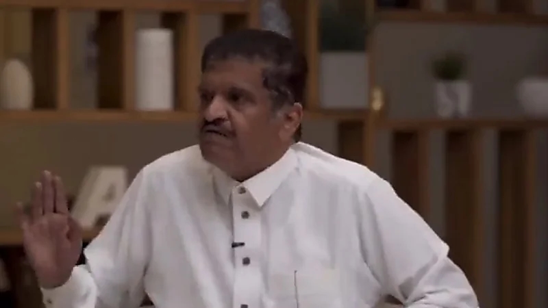 جستنيه: الإعلام النصراوي أسطورة في الكذب.. وعضو شرف: ألسنتهم تشترى بالفلوس (فيديو)