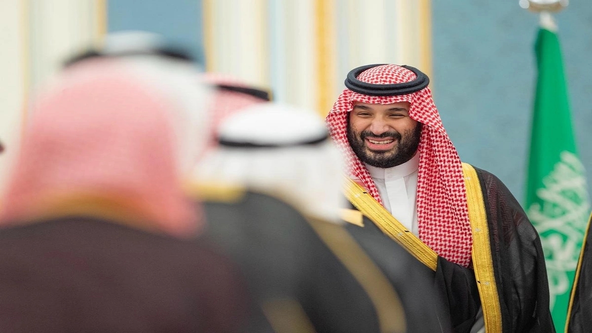 ولي العهد يستقبل الأمراء والعلماء والوزراء وجمعًا من المواطنين..فيديو وصور