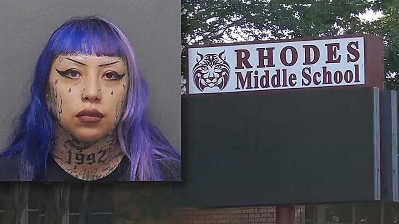 أم تزود ابنها بترسانة أسلحة لتنفيذ هجوم على مدرسته