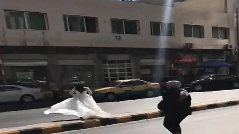 شاهد.. عروس هاربة تثير الجدل بين المتابعين