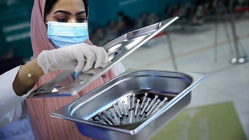 رد "الصحة" بخصوص عدم تمكن البعض من حجز موعد الجرعة الثالثة
