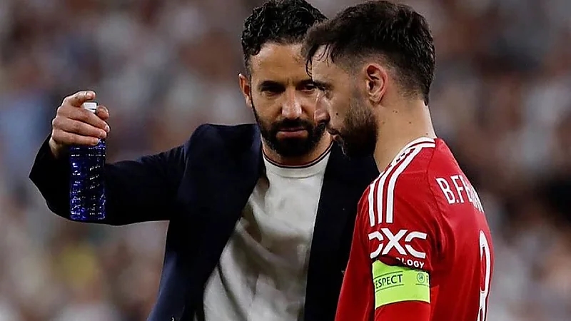 فابريزيو رومانو: وكيل فيرنانديز يعود إلى أوروبا والهلال مستعد لدفع أي مبلغ