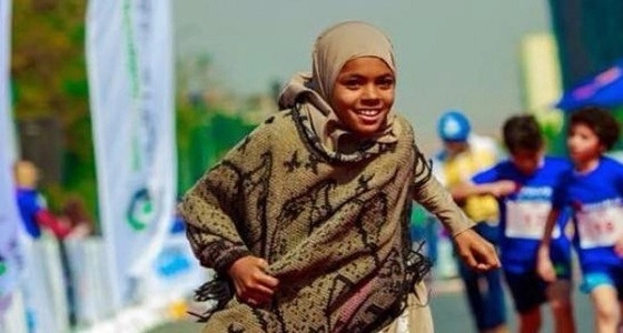 الجيش المصري يتبنى " بائعة المناديل " لتأهيلها رياضيا