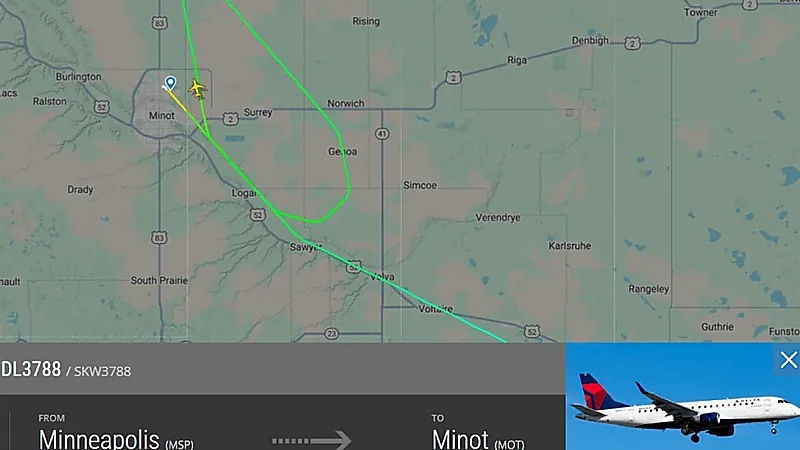 مجلس النقل يكشف تفاصيل واقعة التصادم الوشيك لطائرة B-52 .. فيديو