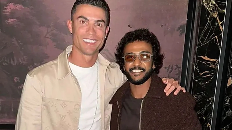 ياسر الشهراني في أحدث ظهور له برفقة رونالدو