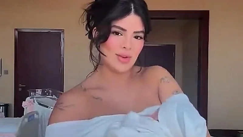 أصالة كامل برفقة طفلتها دفى في أحدث ظهور.. فيديو