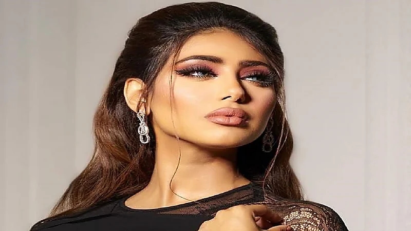 شيلاء سبت تعلق على مداواة زوج سيرين عبد النور لقدمها: مالت على حظي