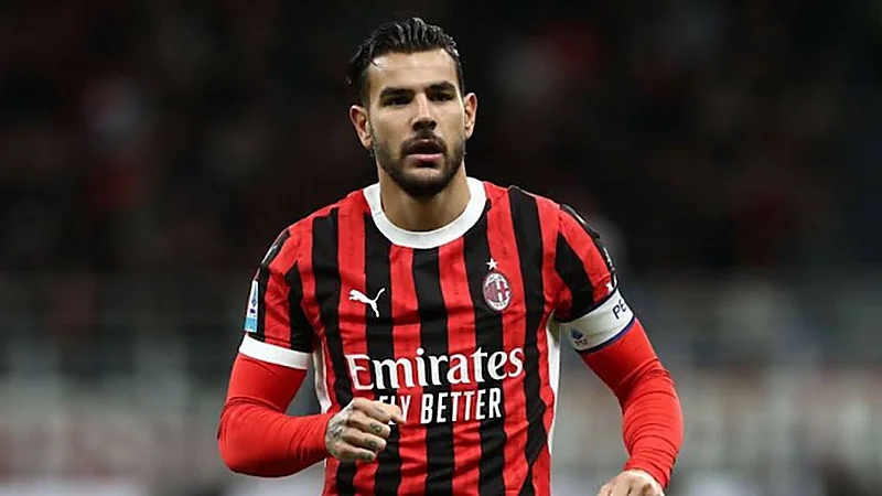 الهلال والنصر يتسابقان للتعاقد مع هيرنانديز