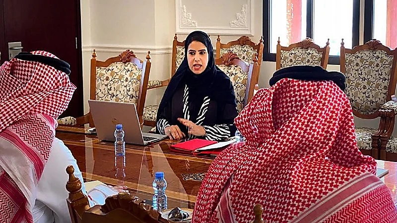 مركز التواصل الحكومي يلتقي بنظيره العماني