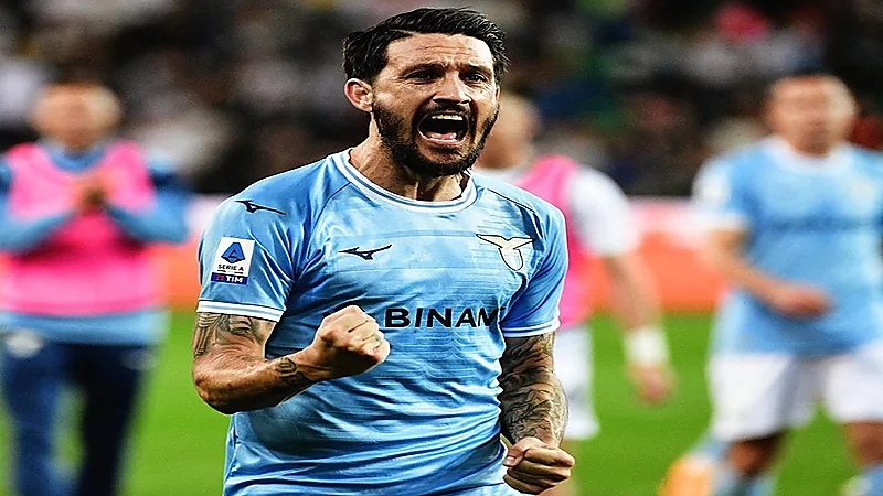 نجم لاتسيو الإيطالي يتصدر خيارات الأهلي