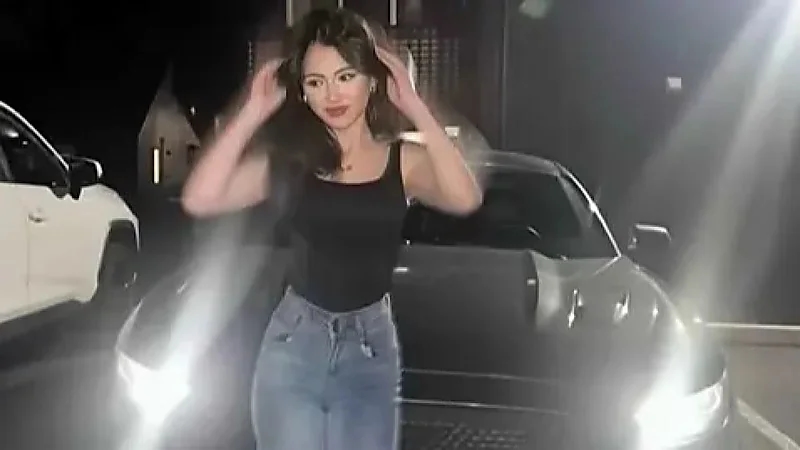 بلوقر تعلن اعتزالها بسبب الانتقادات