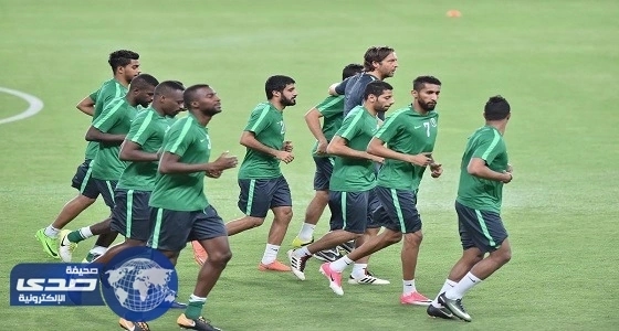 الجماهير تُشعل " تويتر " بهاشتاق " تستطيع يا أخضر "