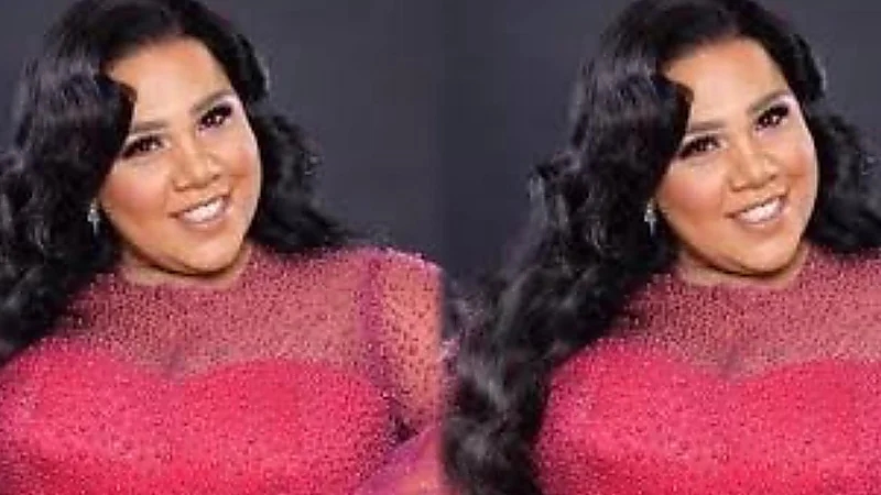 شيماء سيف تبرز رشاقتها وأنوثتها بالأحمر .. صور