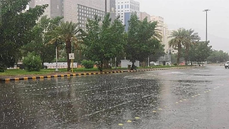 "أمن الطرق" يدعو مرتادي طرق مكة للحذر