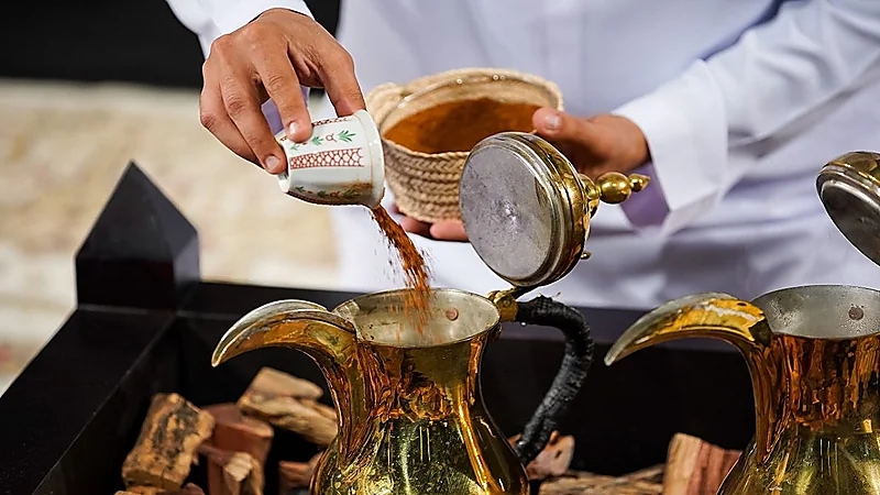 قصة فنجان قهوة كشف هوية سارق في حائل .. فيديو