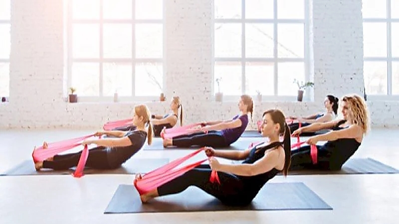 فوائد ممارسة تمارين المقاومة للنساء بعد سن 35