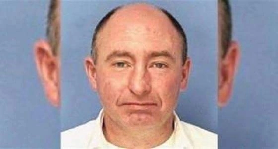 امريكي يشترى 1000 نسخة من صحيفة لإخفاء خبر اعتقاله!