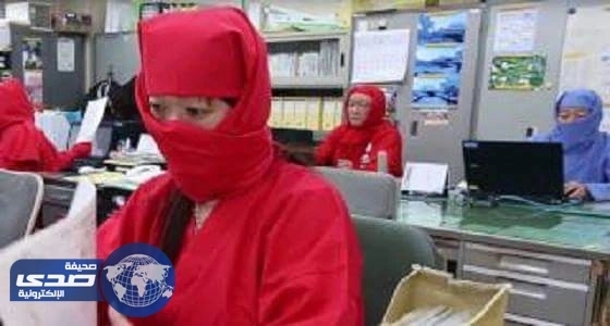 بالفيديو..يابانيون يذهبون إلى العمل بـ"زي النينجا "