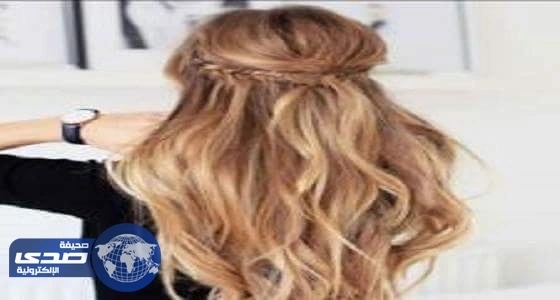 رجل يجبر زوجته على إرضاع عشيقها  أمام الناس