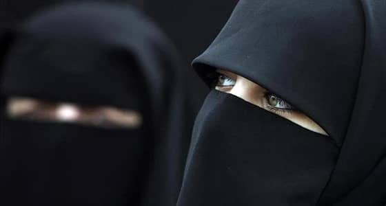 قوانين جديدة تمنع ارتداء البرقع في الأماكن العامة بالنمسا