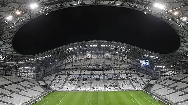 بالصور .. الإخلاء الطبي ينجح بنقل عائلة سعودية مصابة بكورونا من الهند إلى المملكة