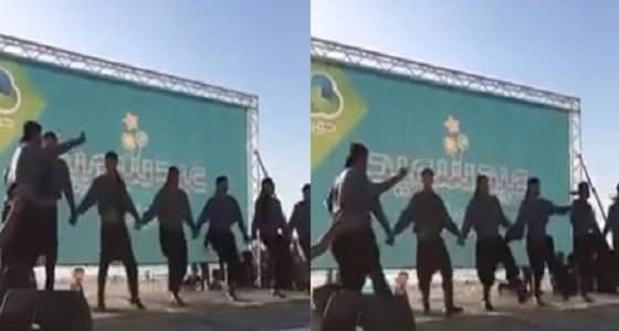 بالفيديو.. الفلسطينيون يحيون ليالي العيد بالطرب والدبكة